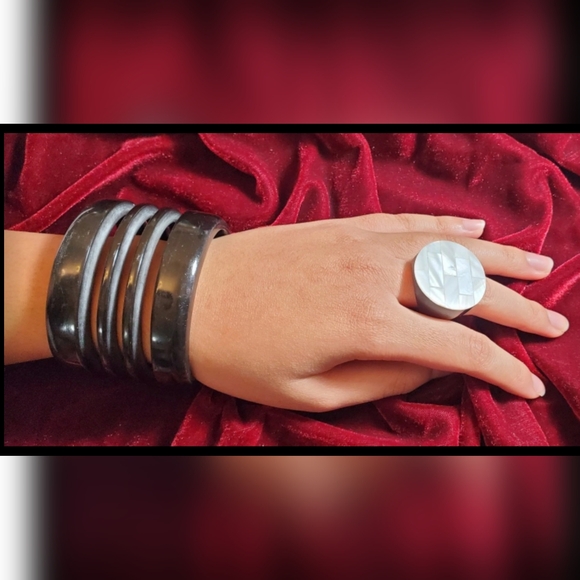 Vtg. Brown Cuff Bracelet and Ring set - Picture 1 of 6